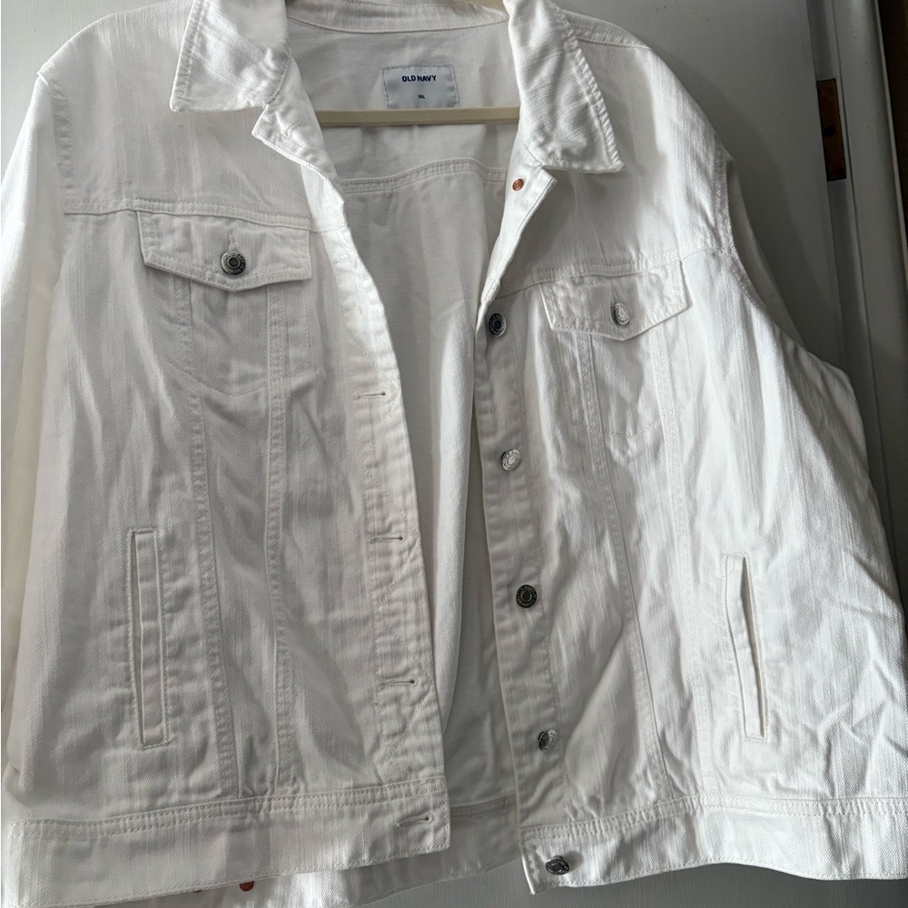 Old Navy Women's Classic White Jean Jacket